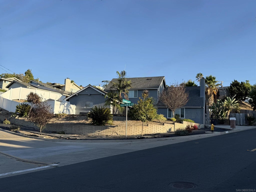 Photo of 3347 S Granada AVE, Spring Valley, CA 91977 (MLS # 260025236)