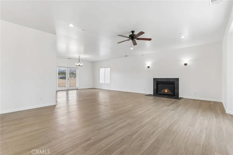 6087 Elsinore Road