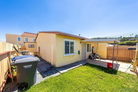 Property photo of 1156 E Washington Ave, El Cajon, CA 92019