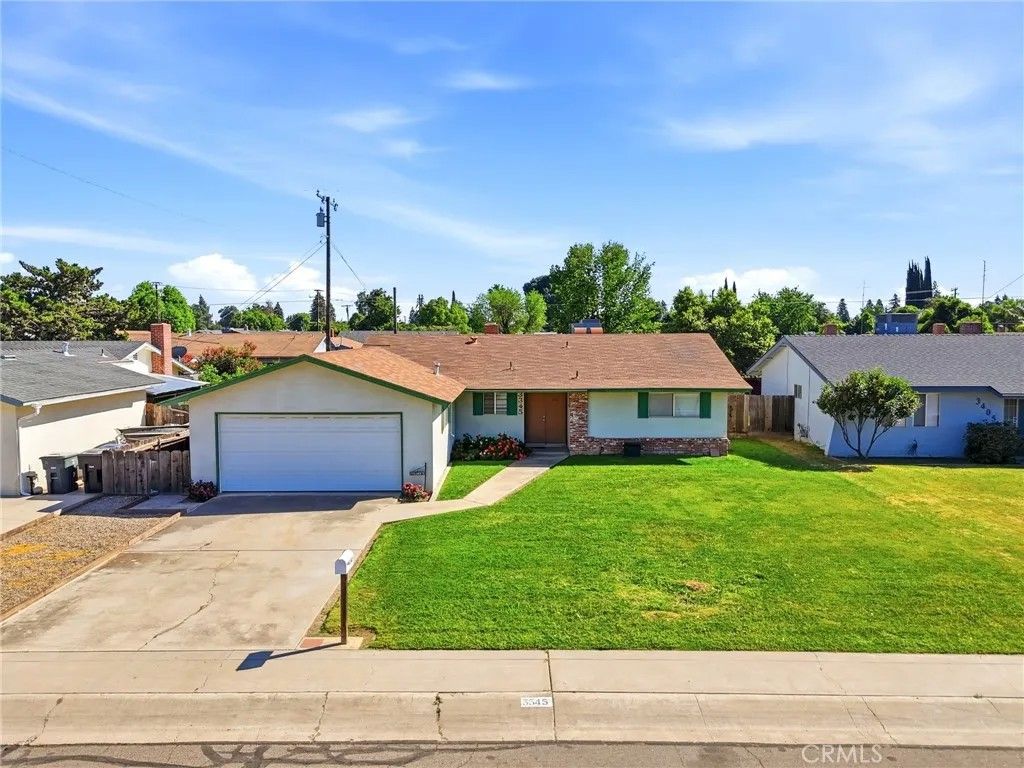Photo of 3345 W Laurel Ave, Visalia, CA 93277 (MLS # PI26075404)