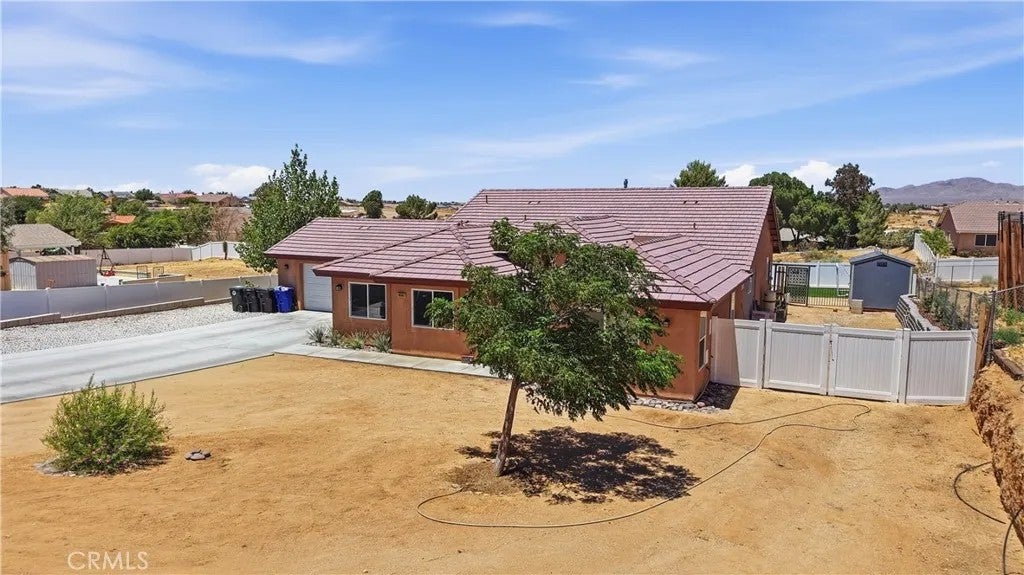 16346 Teton