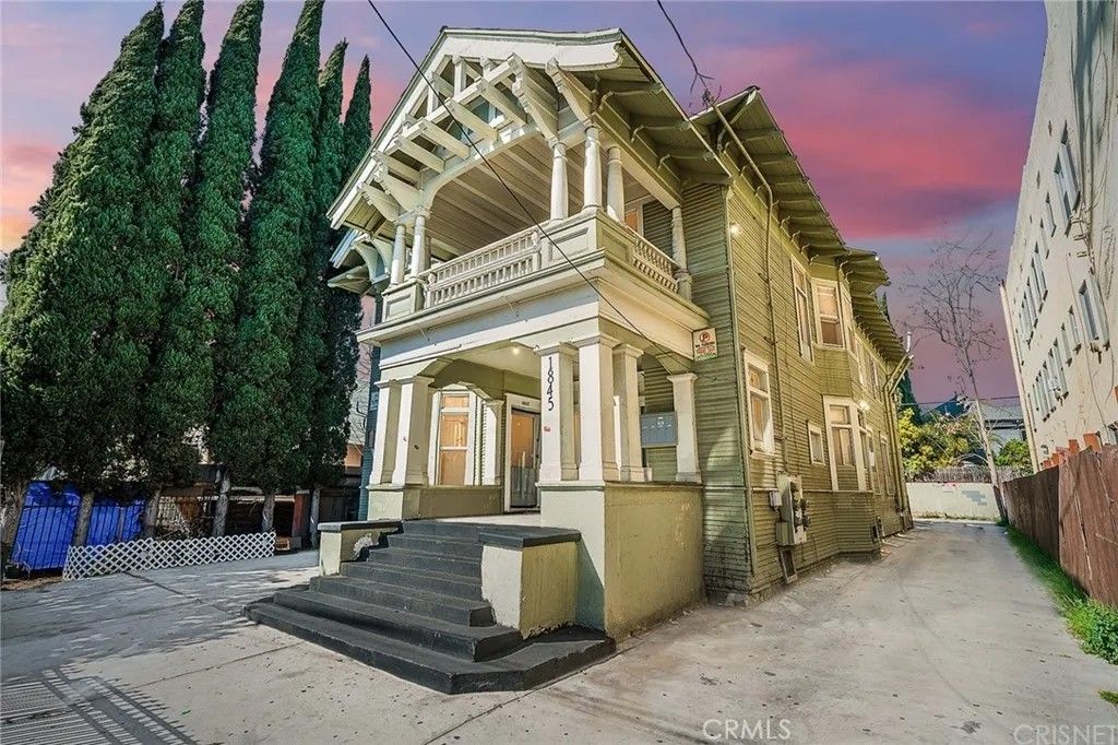 Photo of 1845 W 12th, Los Angeles, CA 90006 (MLS # IN26078404)