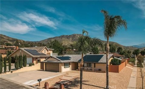 Photo of 2327 Cienega Dr, Highlands, CA 92346 (MLS # IV26058522)