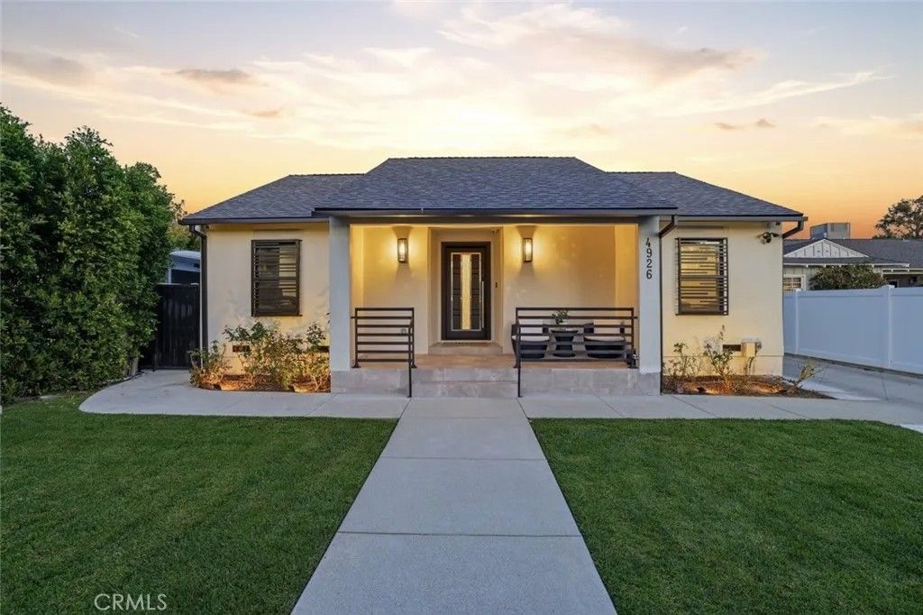 Photo of 4926 Greenbush Avenue, Sherman Oaks, CA 91423 (MLS # GD26047399)