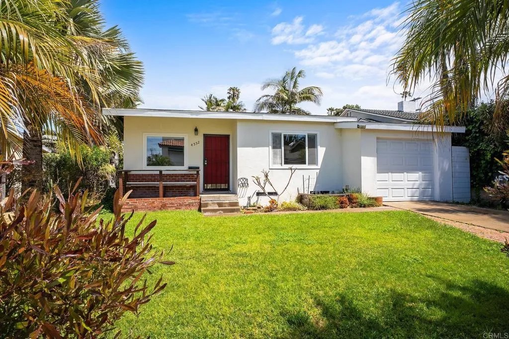 4552 Point Loma Avenue