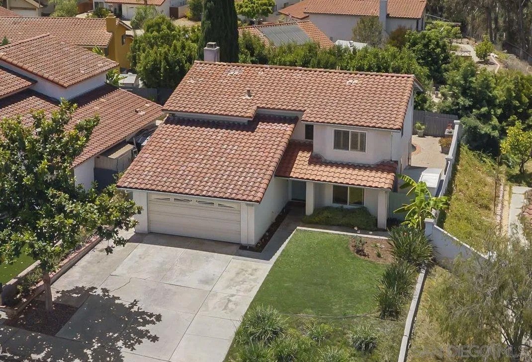 13310 Sparren Ave