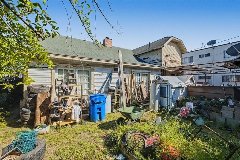 773 N Alexandria Avenue