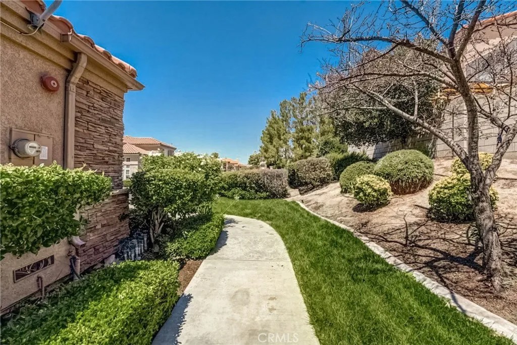 16287 Maricopa Ln