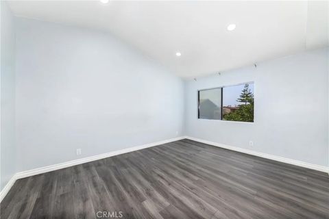 Tiny photo for 555 S Azusa Ave, Azusa, CA 91702 (MLS # CV25253878)