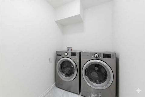 Tiny photo for 555 S Azusa Ave, Azusa, CA 91702 (MLS # CV25253878)