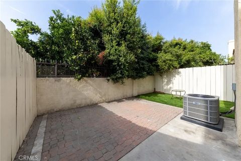 Tiny photo for 555 S Azusa Ave, Azusa, CA 91702 (MLS # CV25253878)