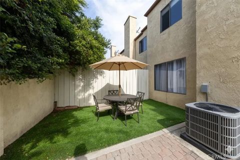 Tiny photo for 555 S Azusa Ave, Azusa, CA 91702 (MLS # CV25253878)