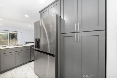 Tiny photo for 555 S Azusa Ave, Azusa, CA 91702 (MLS # CV25253878)