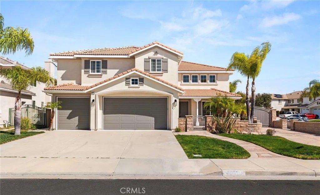 Photo of 23490 Karen Place, Murrieta, CA 92562 (MLS # SW26042046)
