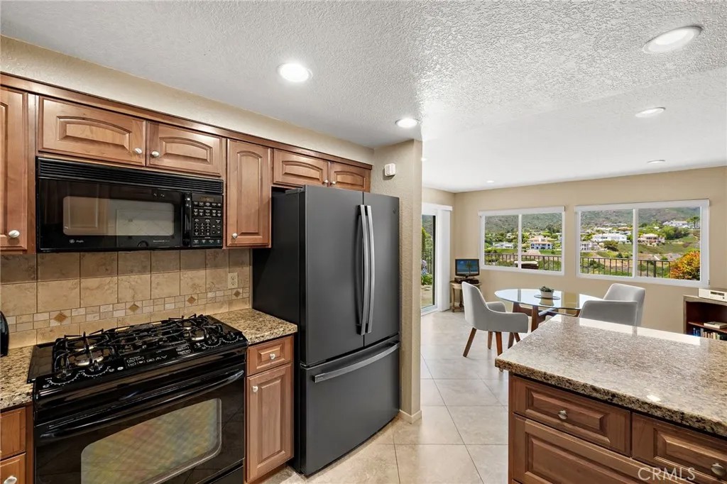 23923 Catamaran Way