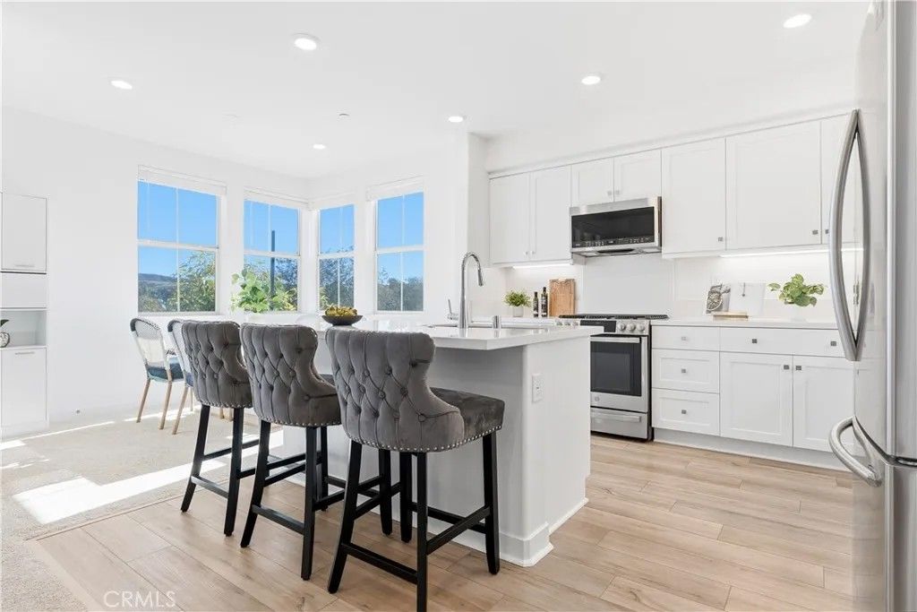 Photo of 1500 Lasso Way #205, Rancho Mission Viejo, CA 92694 (MLS # OC25271677)