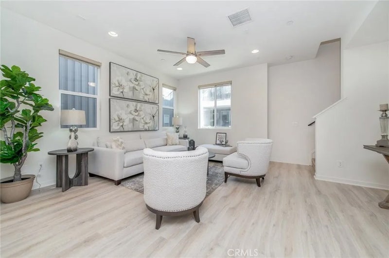 1007 Somerton