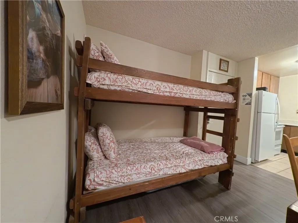 3253 Meridian 249