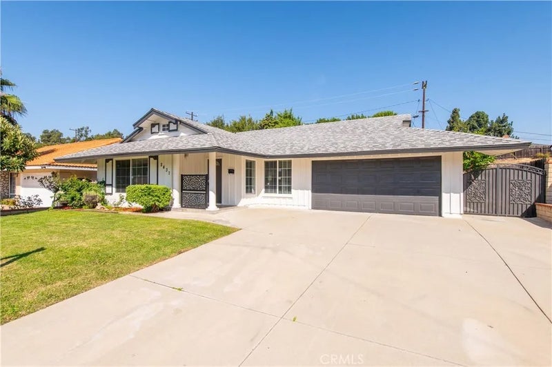2437 Harmony Hill