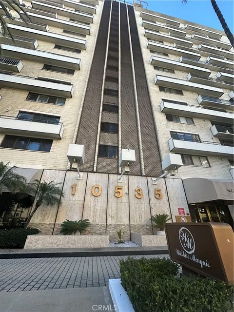 Photo of 10535 Wilshire Blvd #1002, Los Angeles, CA 90024 (MLS # DW26024052)