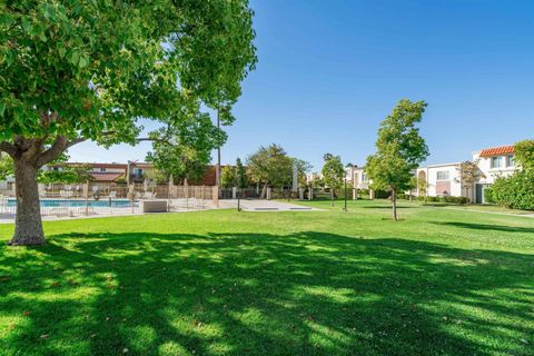 Tiny photo for 5377 Balboa Ave, San Diego, CA 92117 (MLS # 250042554)