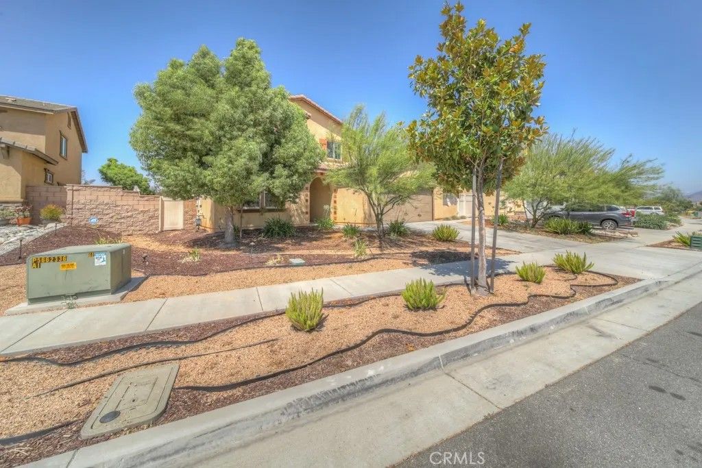 Photo of 28560 Triple C Ranch Road, Murrieta, CA 92563 (MLS # OC25183707)