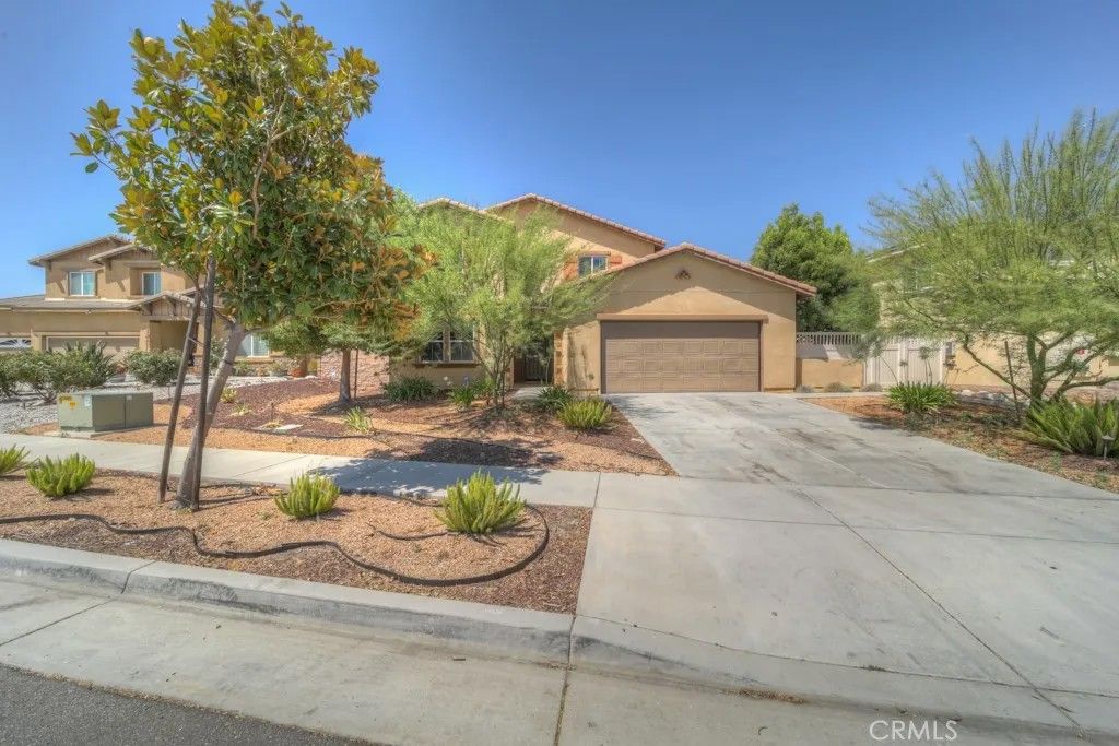 Photo of 28560 Triple C Ranch Road, Murrieta, CA 92563 (MLS # OC25183707)