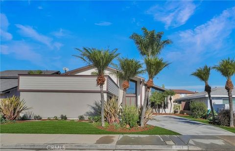 Photo of 6781 Defiance Dr, Huntington Beach, CA 92647 (MLS # OC26006067)