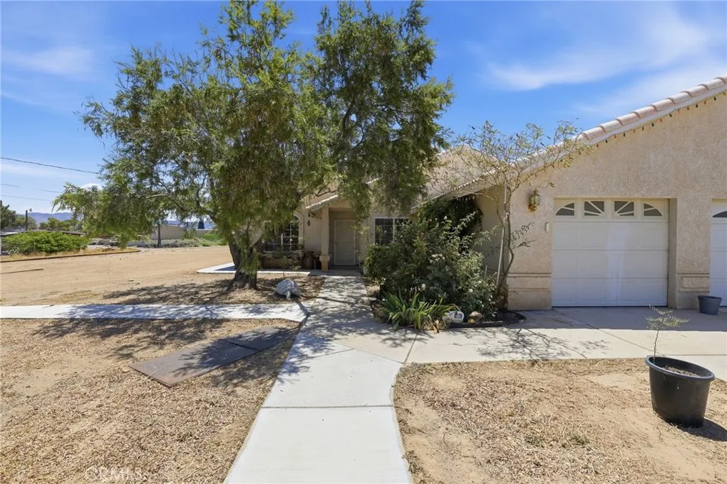 16089 Cactus Street
