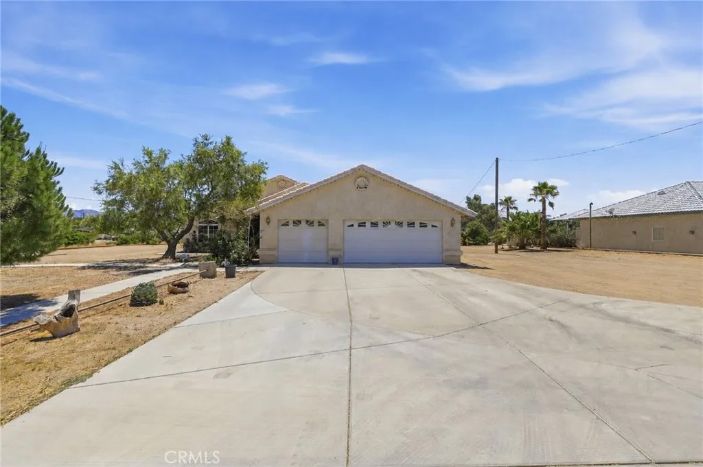 16089 Cactus Street
