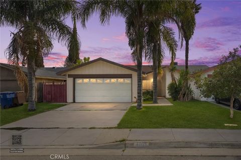 Photo of 4605 Parkwood Court, Bakersfield, CA 93309 (MLS # PI26043958)