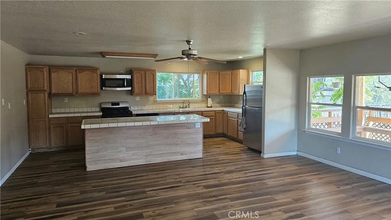 2240 Spring Valley Road