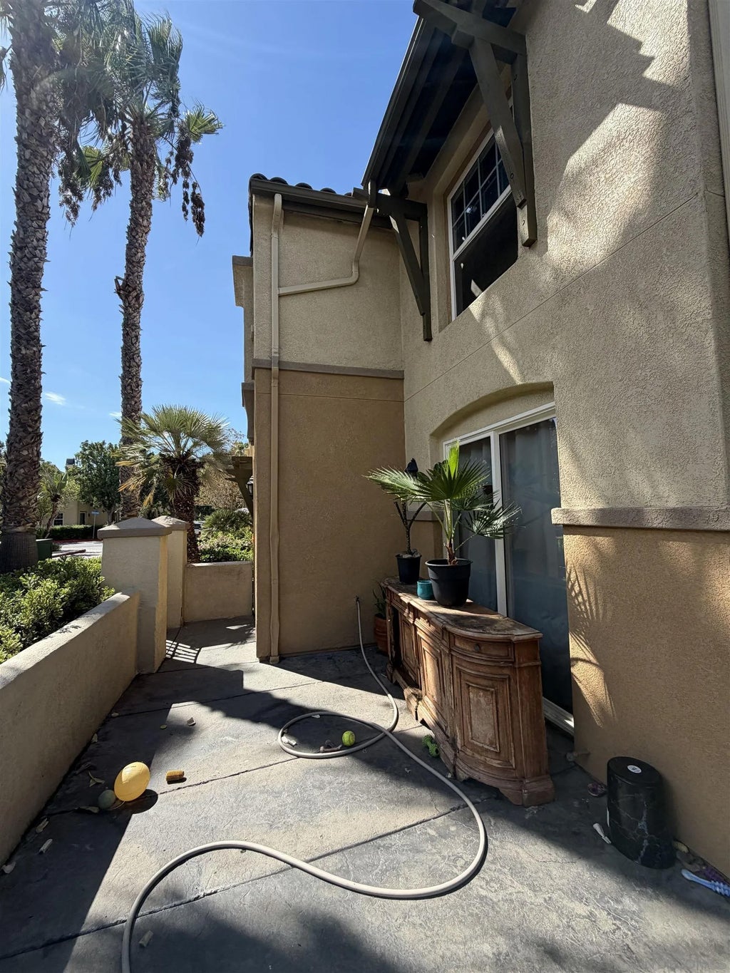 Photo of 2013 Caminito De La Cruz, Chula Vista, CA 91913 (MLS # 260025129)