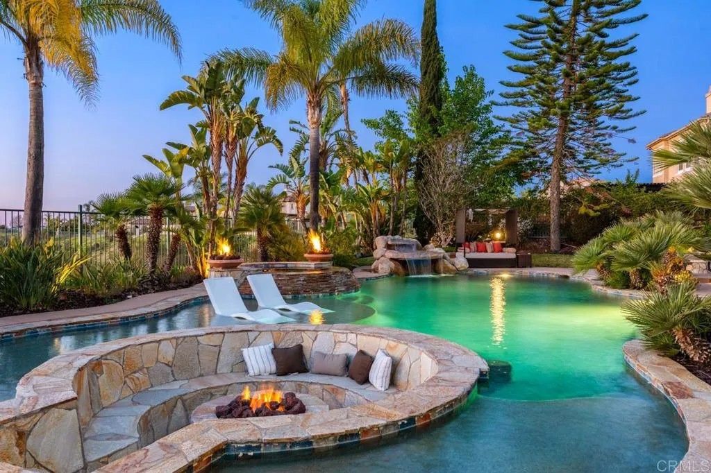 Photo of 14844 Whispering Ridge Road, San Diego, CA 92131 (MLS # NDP2602551)