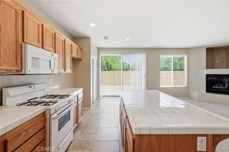 231 Spinnaker