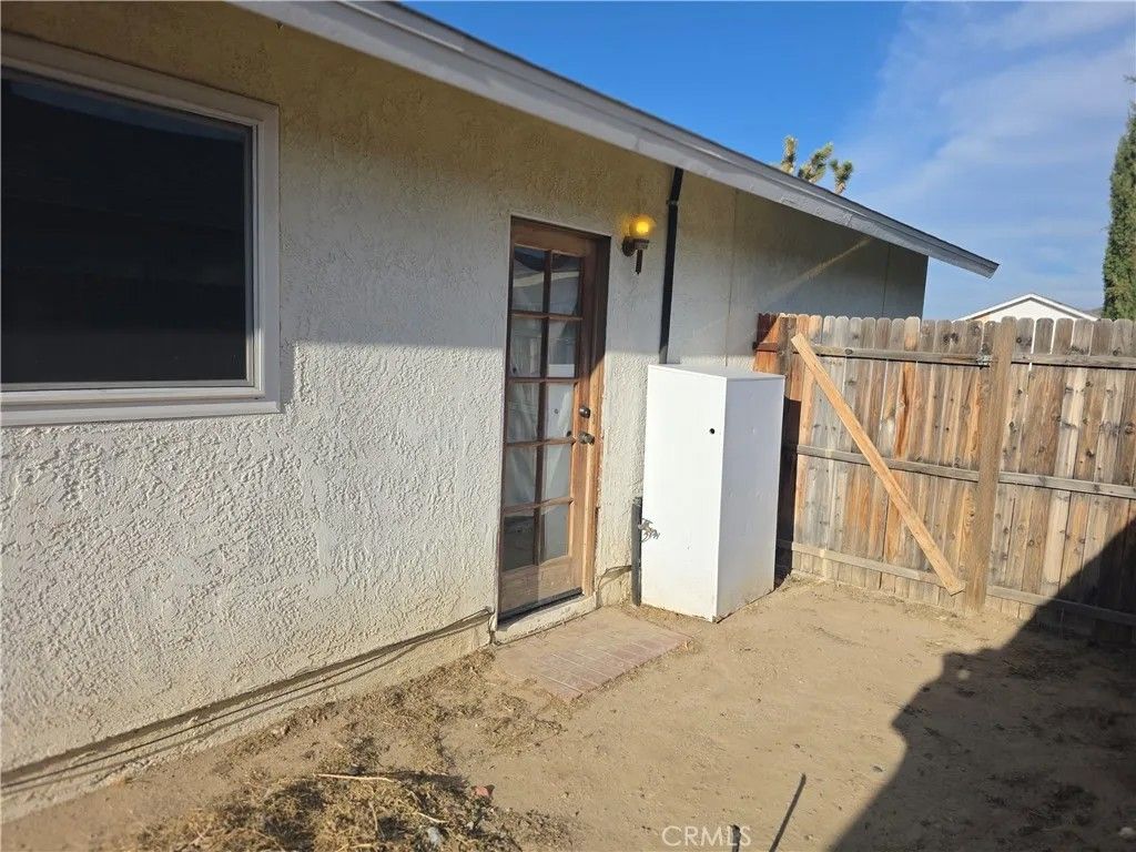 Photo of 15110 Chuparosa St, Victorville, CA 92394 (MLS # IV26067037)