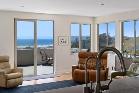 Tiny photo for 2680 Maple Ave, Morro Bay, CA 93442 (MLS # SC25249119)