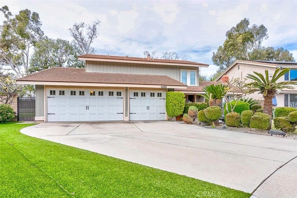 Photo of 6269 E Calle Jaime, Anaheim, CA 92807 (MLS # PW26081379)