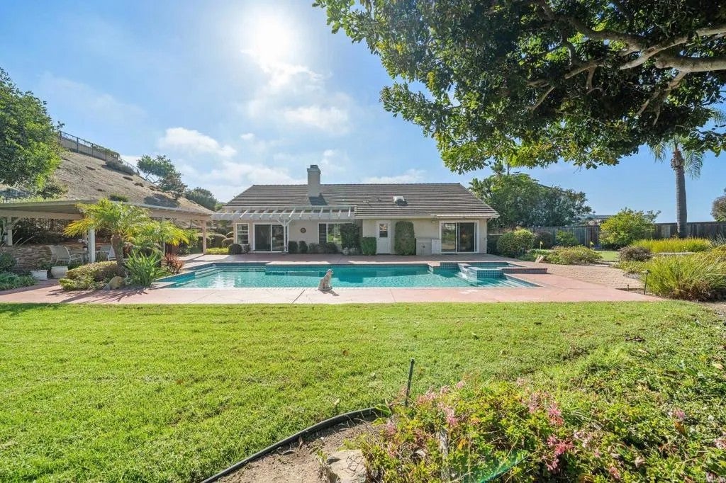 2354 Kimberly Ct