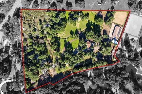 40730 Calle Bandido Murrieta CA 92562