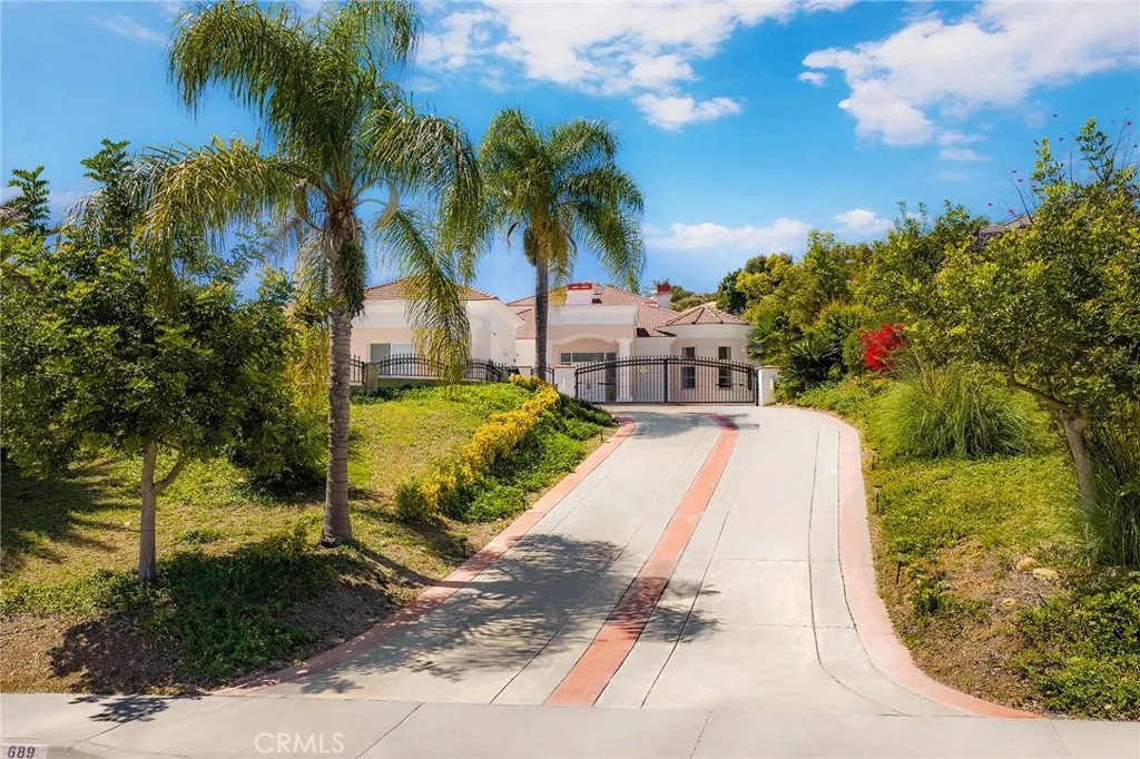 689 Leyland Drive