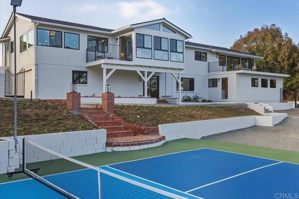 Photo of 557 Canyon Drive, Solana Beach, CA 92075 (MLS # NDP2602930)