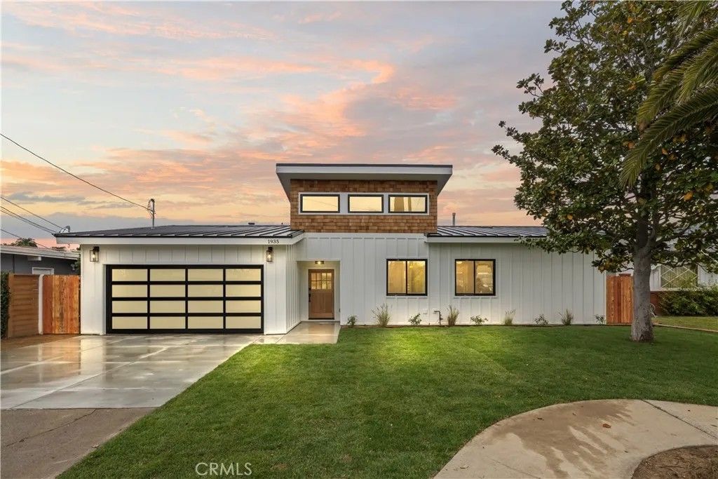 Photo of 1935 Tustin Ave, Costa Mesa, CA 92627 (MLS # CV26000510)