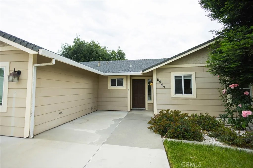 6042 Grange
