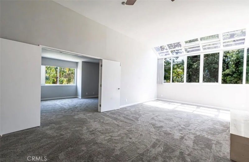 210 The Village 305