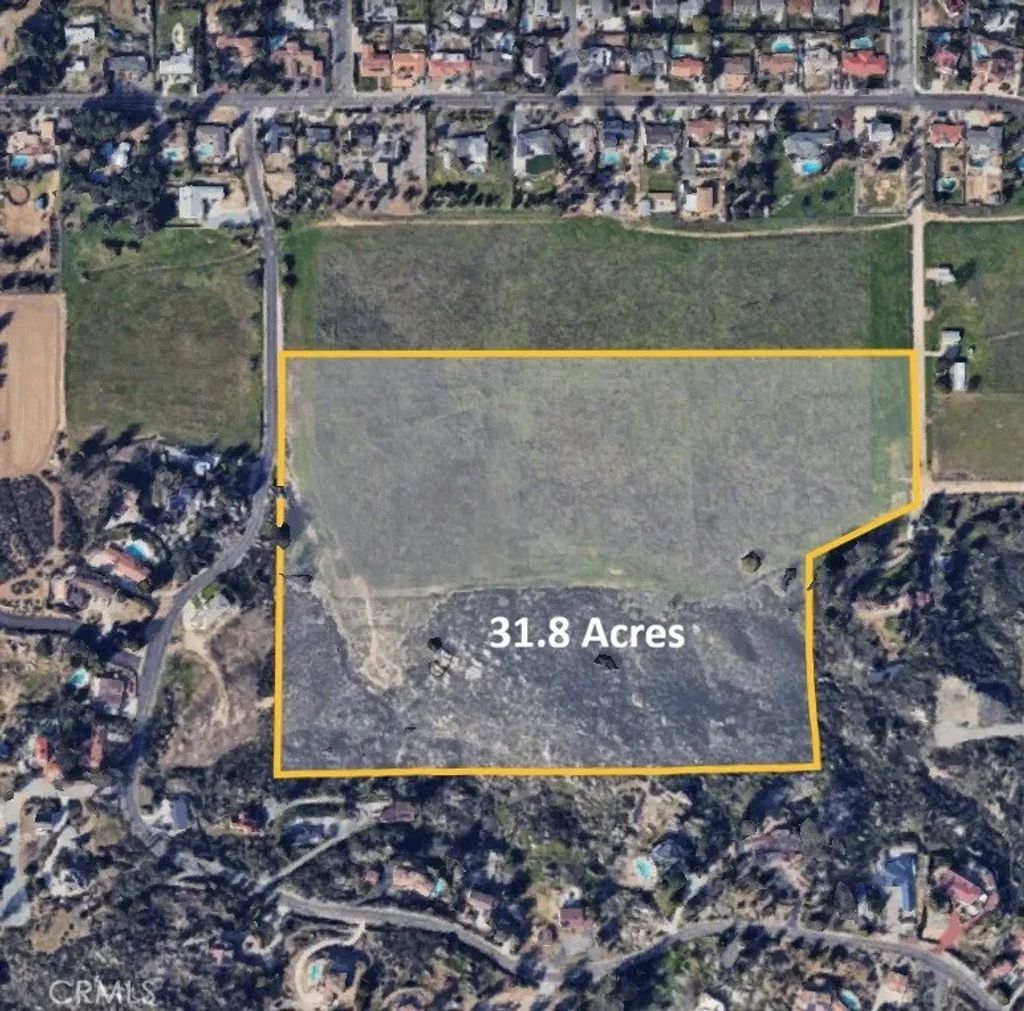 Photo of 0 Vista Del Valle, Hemet, CA 92544 (MLS # SW26015605)