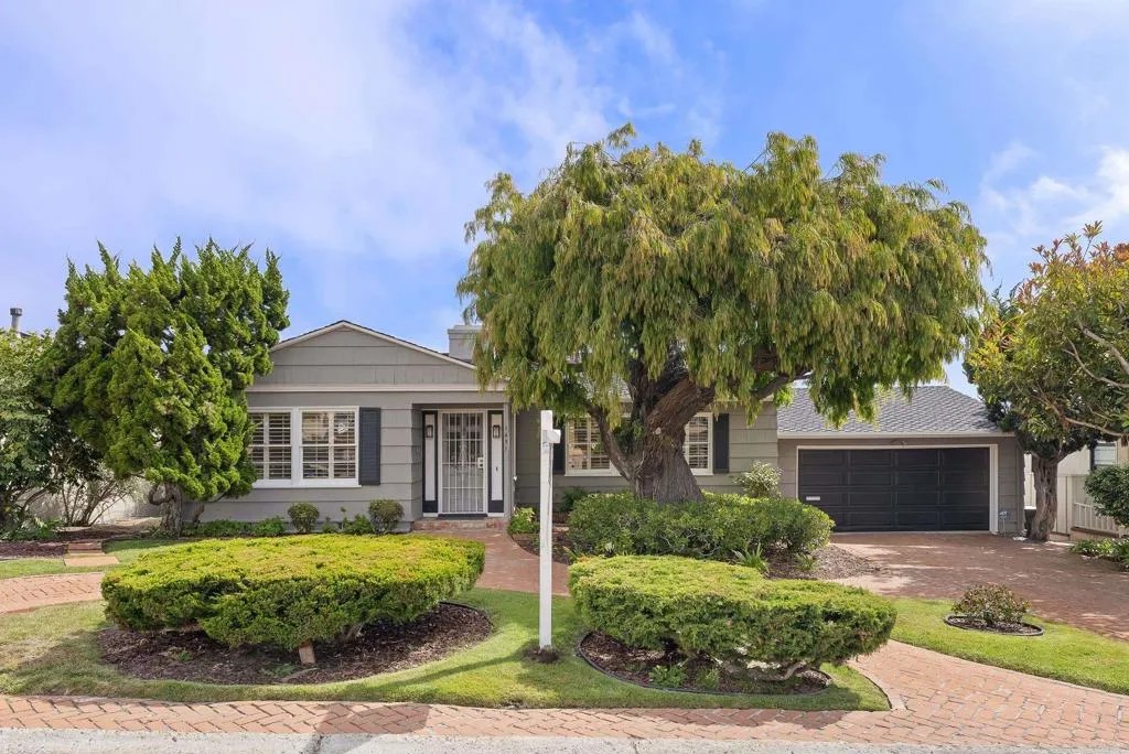 1451 Savoy Circle