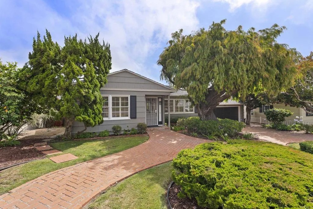 1451 Savoy Circle