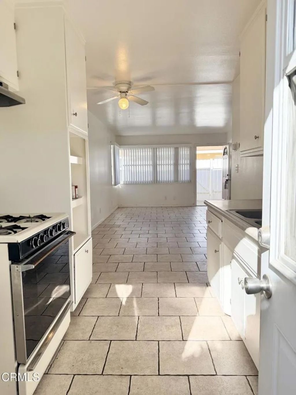 Photo of 3325 Porter Lane, Ventura, CA 93003 (MLS # V1-33702)