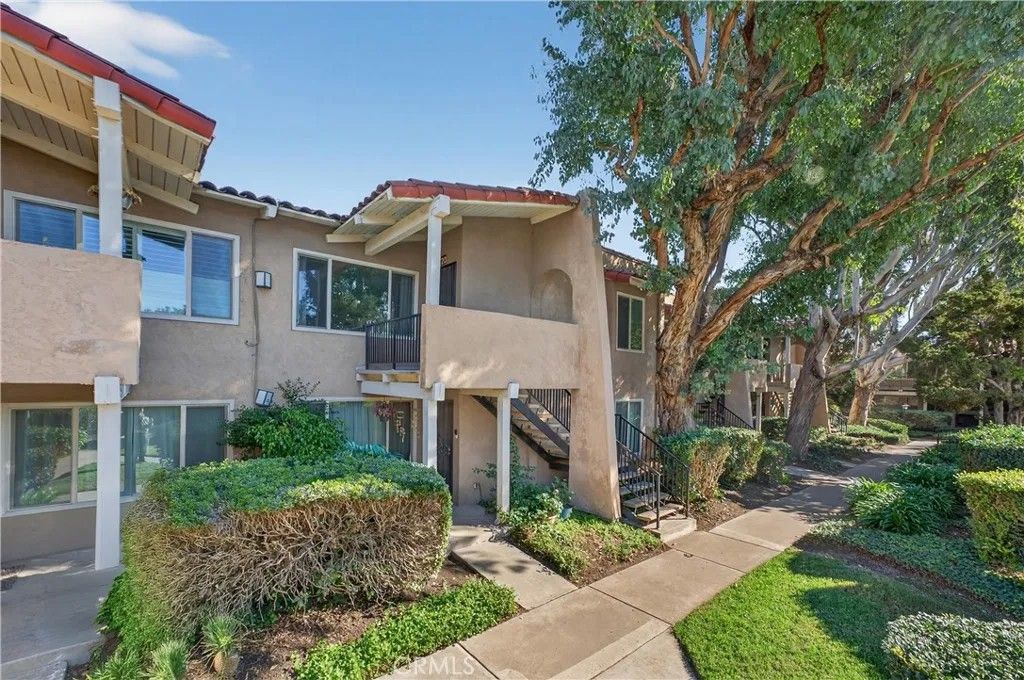 Photo of 13722 Red Hill, Tustin, CA 92780 (MLS # PW25266954)